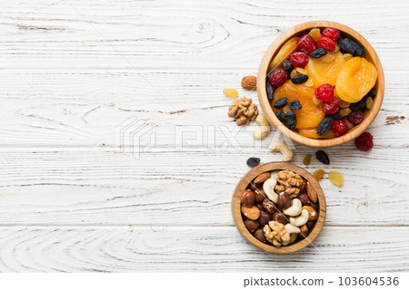 healthy snack 103604536