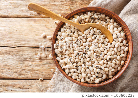 Black eye bean Vigna unguiculata closeup. Horizontal top view 103605222