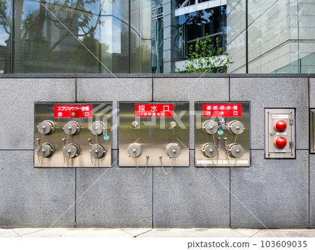 [Fire extinguishing equipment for high-rise buildings] Connected water pipe water inlet, sprinkler water inlet, water sampling inlet 103609035
