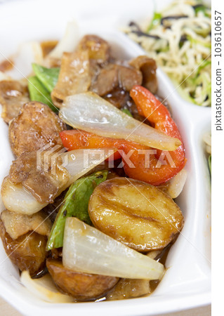 美味的生蠔炒便當 103610657