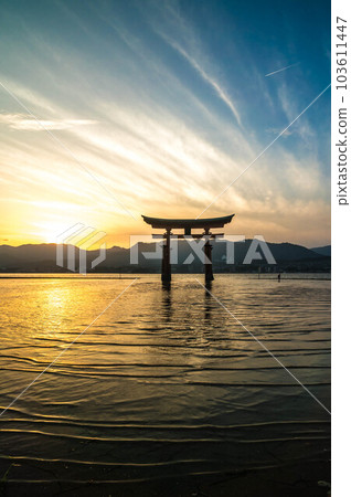 Beautiful summer evening view of Itsukushima Shrine in Miyajima, Hiroshima 103611447