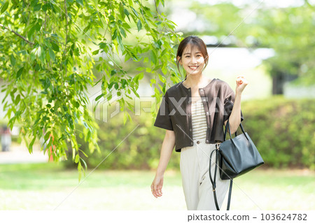 Girls trip Solo trip Osaka trip 103624782