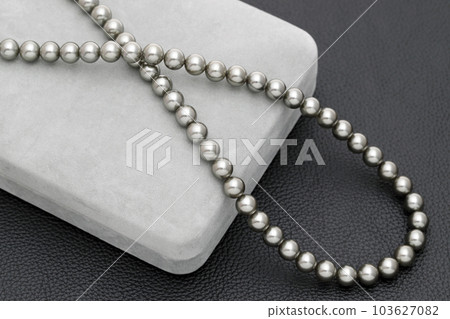 Black pearl necklace Black pearl necklace 103627082