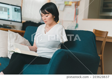 閱讀 看書 女生 103628637