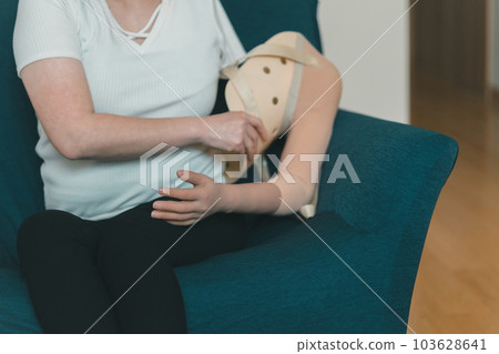 女生 女孩 女性 103628641