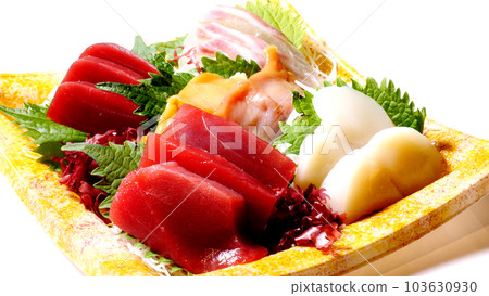 Assorted sashimi 103630930