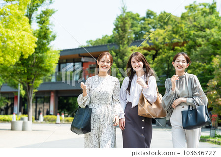女商人小姐 103636727