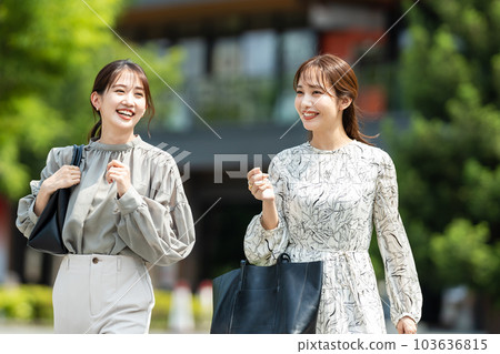 Business woman young lady Business woman young lady 103636815