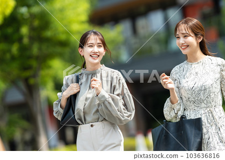 Business woman young lady Business woman young lady 103636816