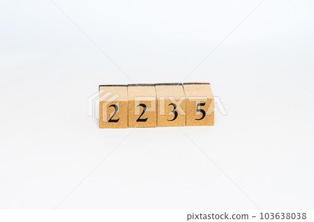 木塊編號 2235 木塊編號 2235 103638038