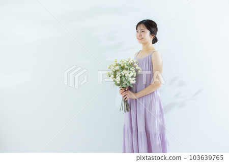 一束的女人 103639765