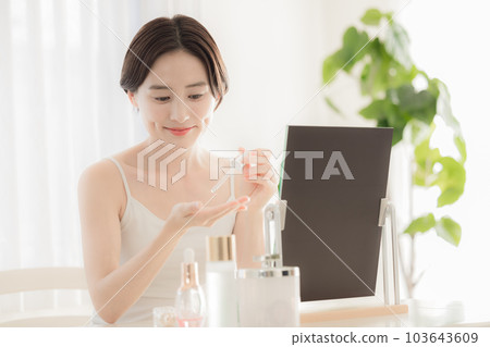 女人的美麗形象肖像 女人的美麗形象肖像 103643609