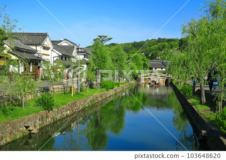 [Okayama Prefecture] Kurashiki Bikan Historical Quarter (boat sink) in fine weather 103648620