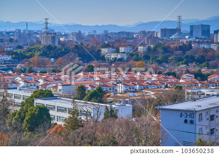 View to the west from Nagayama, Tama City, Tokyo (Nagayama Housing Complex, etc.) 103650238