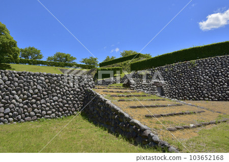 Kakegawa City, Shizuoka National Historic Site Yokosuka Castle Ruins of Honmaru Yaguramon 103652168