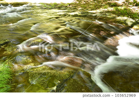 [Nabari City, Mie Prefecture] Flow of Akame Valley 103652969
