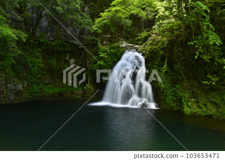 [三重縣名張市]赤目48瀑布和千手瀑布 103653471