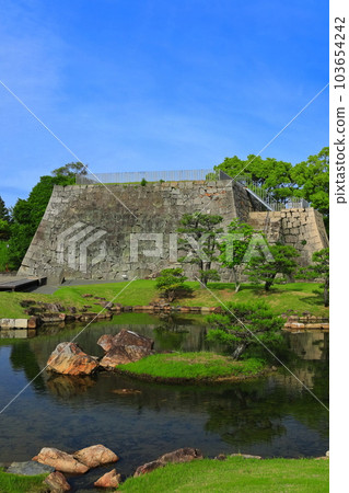 [兵庫縣]晴天的赤穗城遺址（天守閣） 103654242