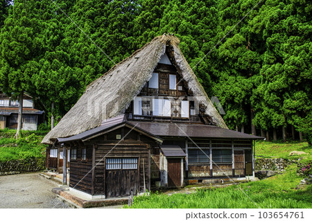 富山縣 五簇山 相倉合掌造村 合掌造民居 世界遺產 富山縣 五簇山 相倉合掌造村 合掌造民居 世界遺產 103654761