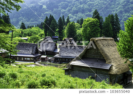 Toyama Prefecture, Gokayama, Ainokura Gassho-style Village, view from the observation deck above Sonenji Temple, World Heritage Site Toyama Prefecture, Gokayama, Ainokura Gassho-style Village, view from the observation deck above Sonenji Temple, World Heritage Site 103655040