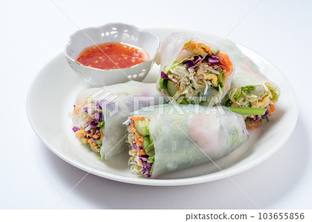 Raw spring rolls Vietnamese food Raw spring rolls Vietnamese food 103655856