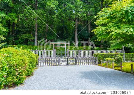Kyoto Ohara Mausoleum of Emperor Gotoba Ohara Mausoleum of Emperor Juntoku 103656984