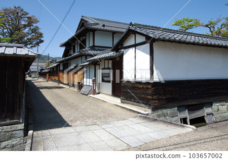 Higashiomi City, Shiga Prefecture: Gokasho Kondo/Uhei Tonomura House 103657002