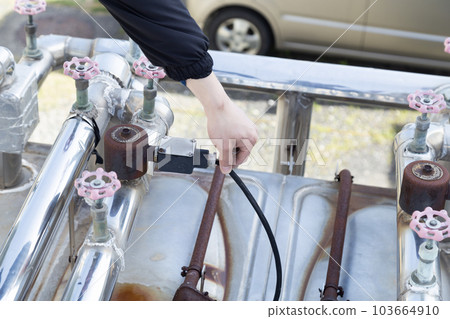 水箱檢查 103664910