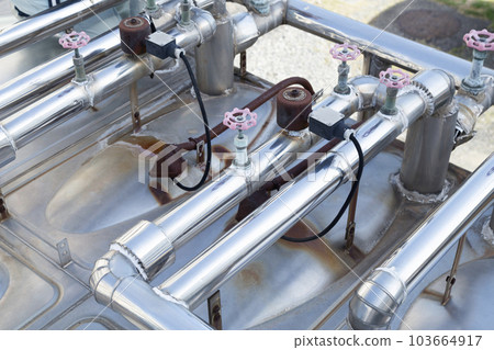 Receiving tank Piping 103664917