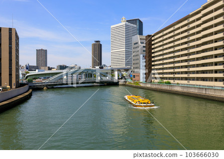 Showa Bridge and Sightseeing Boat Firefly from Kizugawa Bridge May 12, 2023 Showa Bridge and Sightseeing Boat Firefly from Kizugawa Bridge May 12, 2023 103666030