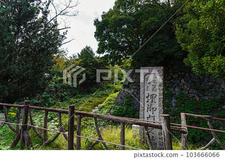 名古屋城二之丸墓門遺跡 103666066