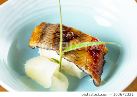 Eel dish Eel dish 103672321