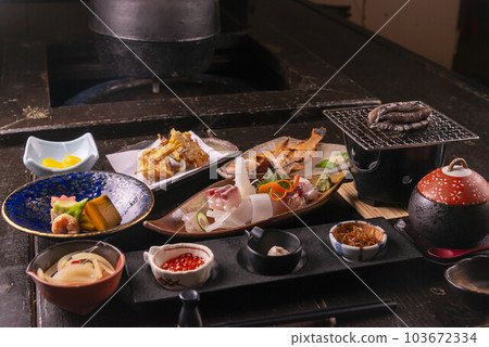 日本美味的晚餐 103672334