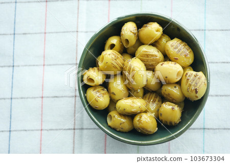 Turkish Grilled olives in a bowl Turkish Grilled olives in a bowl 103673304