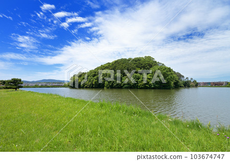 蓬萊山古墳（水仁天皇菅原伏見墳墓）奈良縣奈良市 103674747