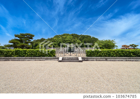 蓬萊山古墳（水仁天皇菅原伏見墳墓）奈良縣奈良市 103674785