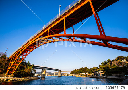 Sunset of Ushibuka Haiya Ohashi [Amagusa City, Kumamoto Prefecture Ushibuka] 103675479