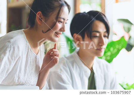 couple, laptop, notebook computer 103675907