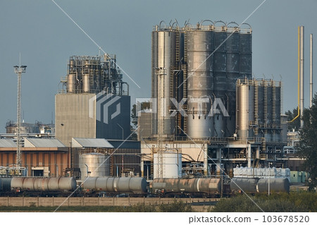 Oil Refinery Structures 103678520