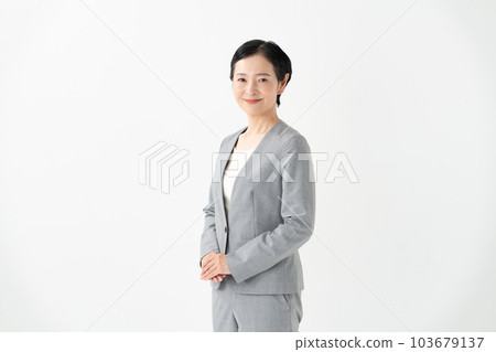 女性肖像西裝業務 103679137