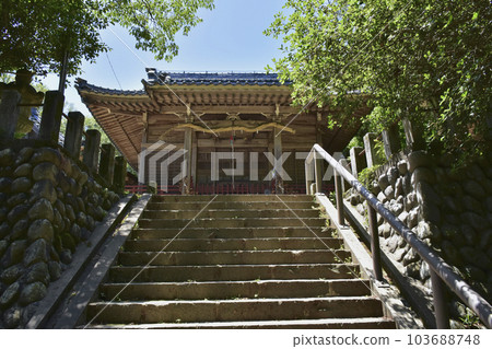 Sequel to Japan's Top 100 Castles Takatenjin Castle Ruins Takaten Shrine 103688748