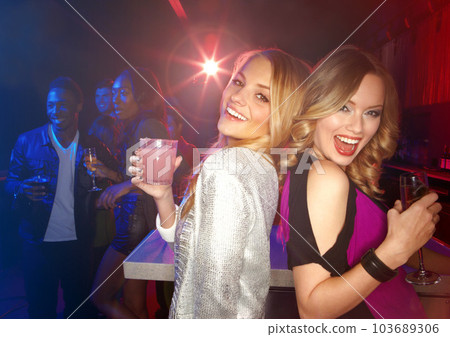 Party girls 103689306
