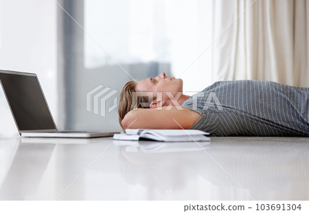 Laptop, thinking and man student on floor with books for planning, project ideas and future brainstorming. Education, knowledge and male person with textbook and computer for online learning at home Laptop, thinking and man student on floor with books for planning, project ideas and future brainstorming. Education, knowledge and male person with textbook and computer for online learning at home 103691304
