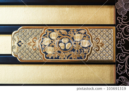 Nagoya Castle Honmaru Palace Beautiful cloisonne fusuma pulls Nagoya Castle Honmaru Palace Beautiful cloisonne fusuma pulls 103691319