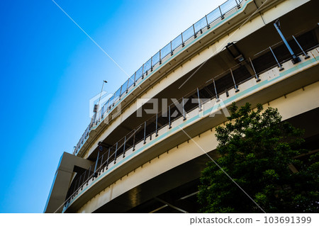 橫濱首都高速公路錦江交叉路口畫曲線 2023.05 c-2 高飽和度對比 103691399