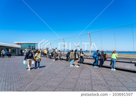 [Tokyo] Haneda Airport Observation Deck Where You Can See Many Planes 103691507