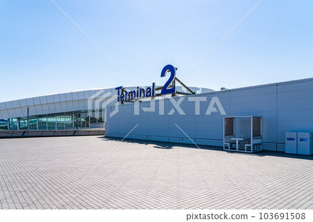 [Tokyo] Haneda Airport Observation Deck Where You Can See Many Planes 103691508