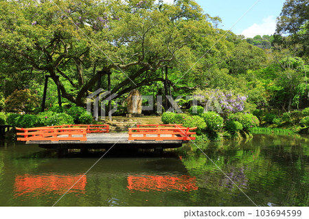 Kasugataisha Shinen Manyo Botanical Garden 103694599