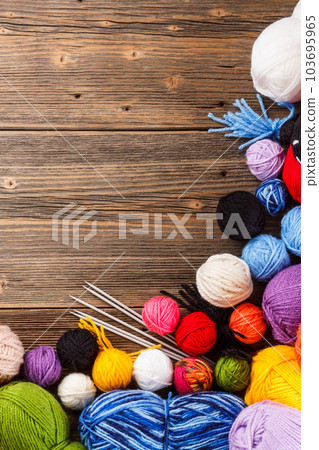 Color woolen clews 103695965