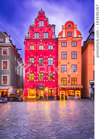 Stockholm, Sweden. Glama Stan downtown, Stortorget Square. 103696267